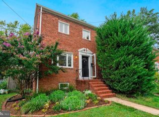 6 E Myrtle St, Alexandria, VA 22301