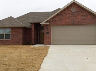 705 SW Castlewood St, Bentonville, AR 72712