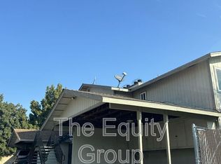 809 Monarch Cir APT 1, Exeter, CA 93221