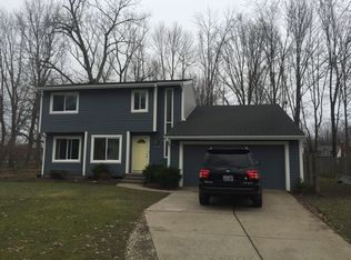 6807 Palmerston Dr, Mentor, OH 44060