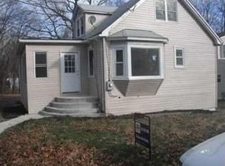 91 Othen St, Edison, NJ 08817