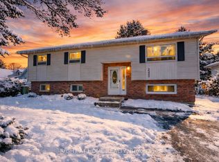 2220 Richardson St, Innisfil, ON L9S 1G5