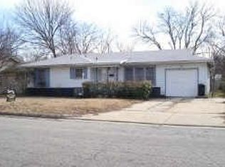 5220 Palmer Dr, Haltom City, TX 76117