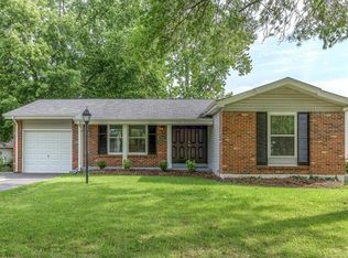 2003 Bentley Manor Dr, Fenton, MO 63026