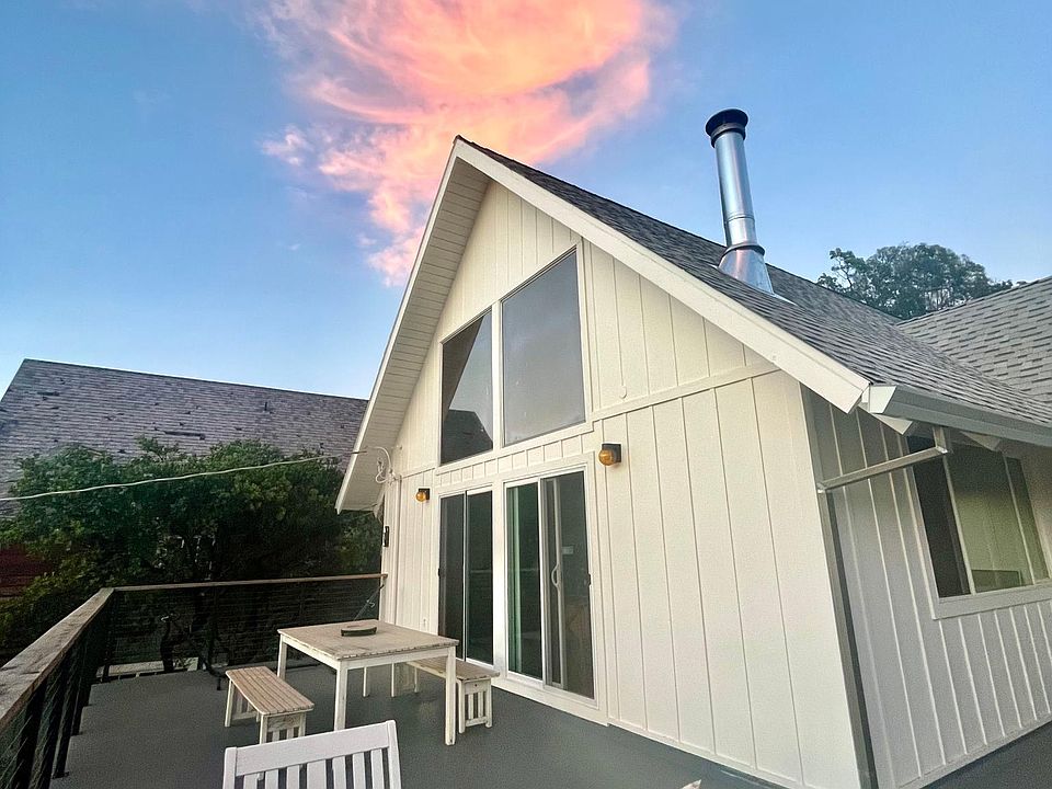 1st image of 17408 Meadow View Dr