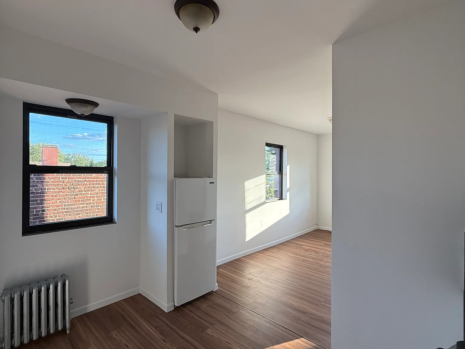 1 bed, $2,200 — Photo 3