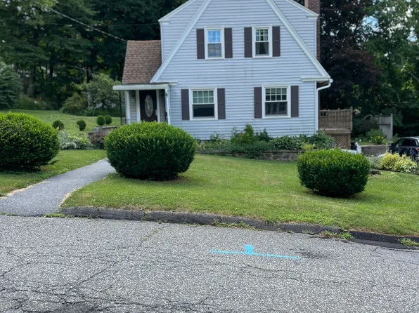 22 Oakdale Avenue, Winchester, CT 06098