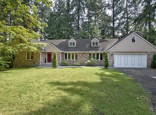 21833 Vine Rd, Lynnwood, WA 98036