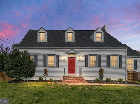 9419 Ox Rd, Lorton, VA 22079
