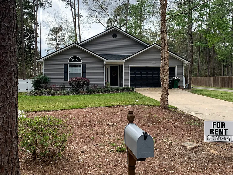 3443 Treaty Oak Trl — Photo 1