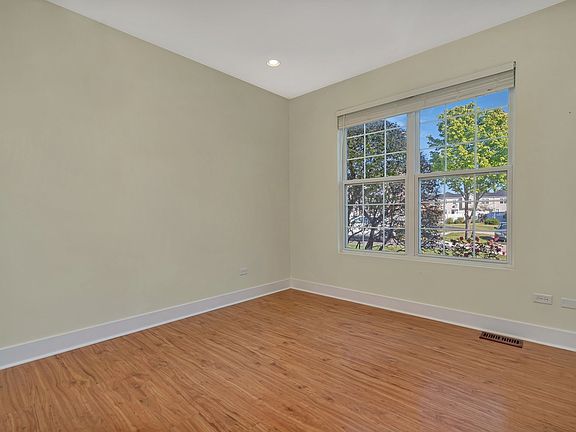 4th image of 1811 Wintercrest Ct