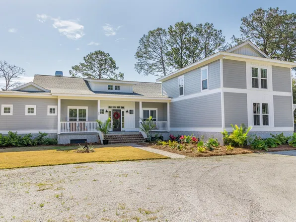29 Dolphin Point Ln, Hilton Head Island, SC 29926