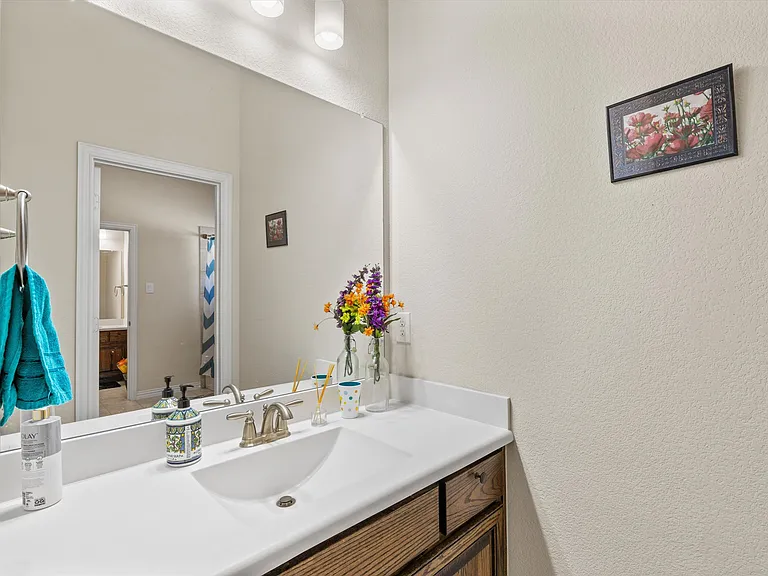 10611 Ferdinand Vw — Photo 17