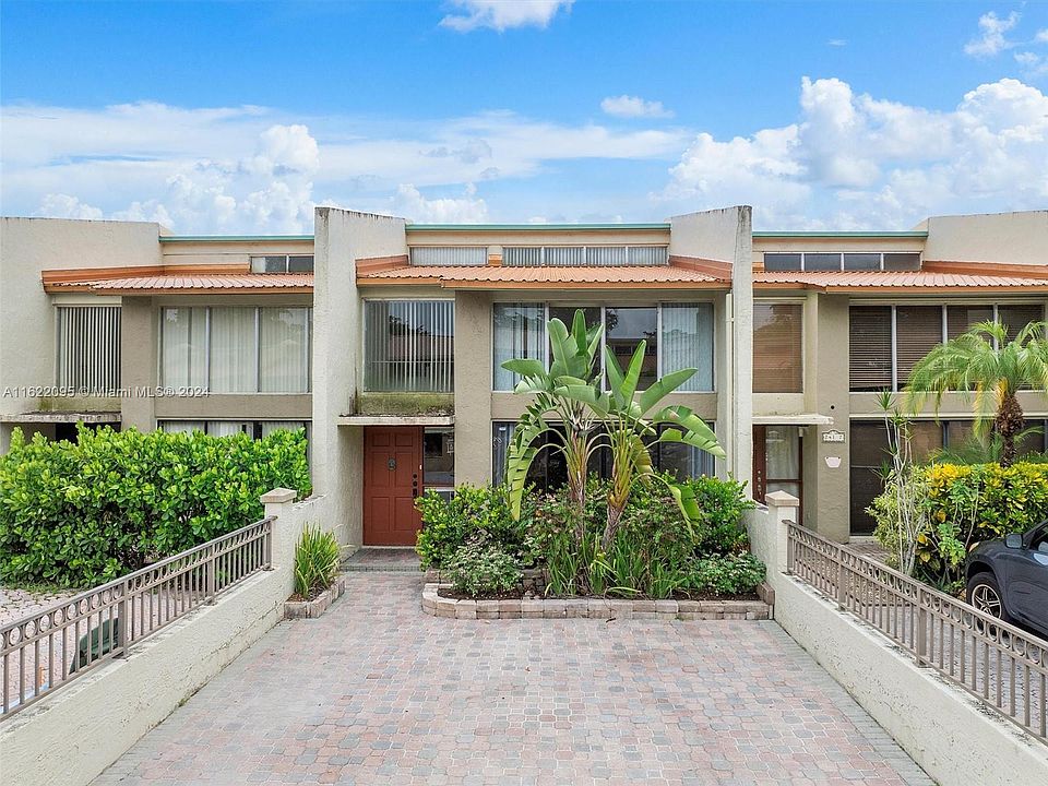 1st image of 741 E Coco Plum Cir APT 6