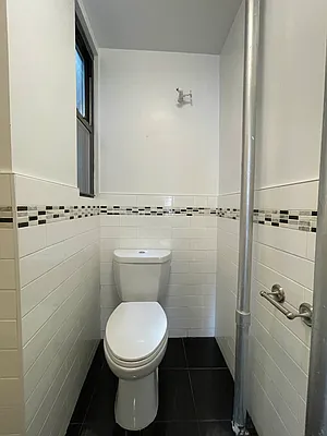 Rented by Oxford Property Group | media 24