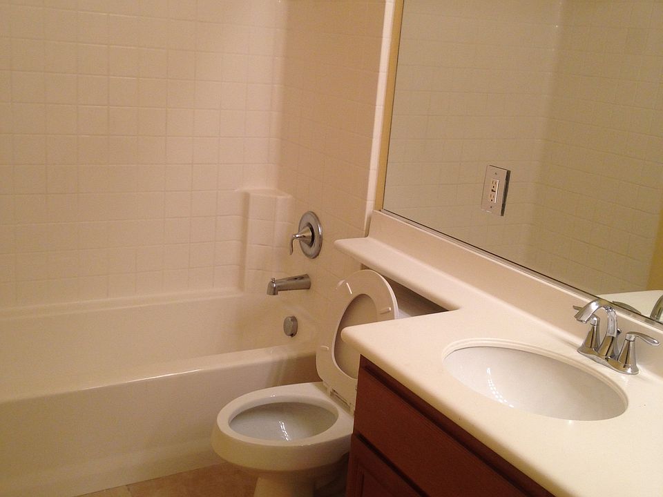 1st image of 13149 Creekside Way
