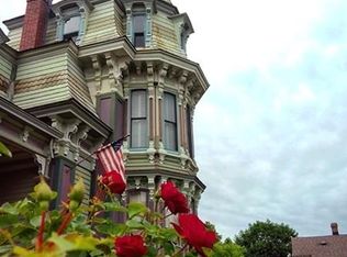 139 Methuen St, Lowell, MA 01850