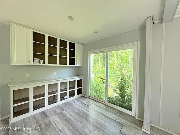 2nd image of 16 Durr Ln