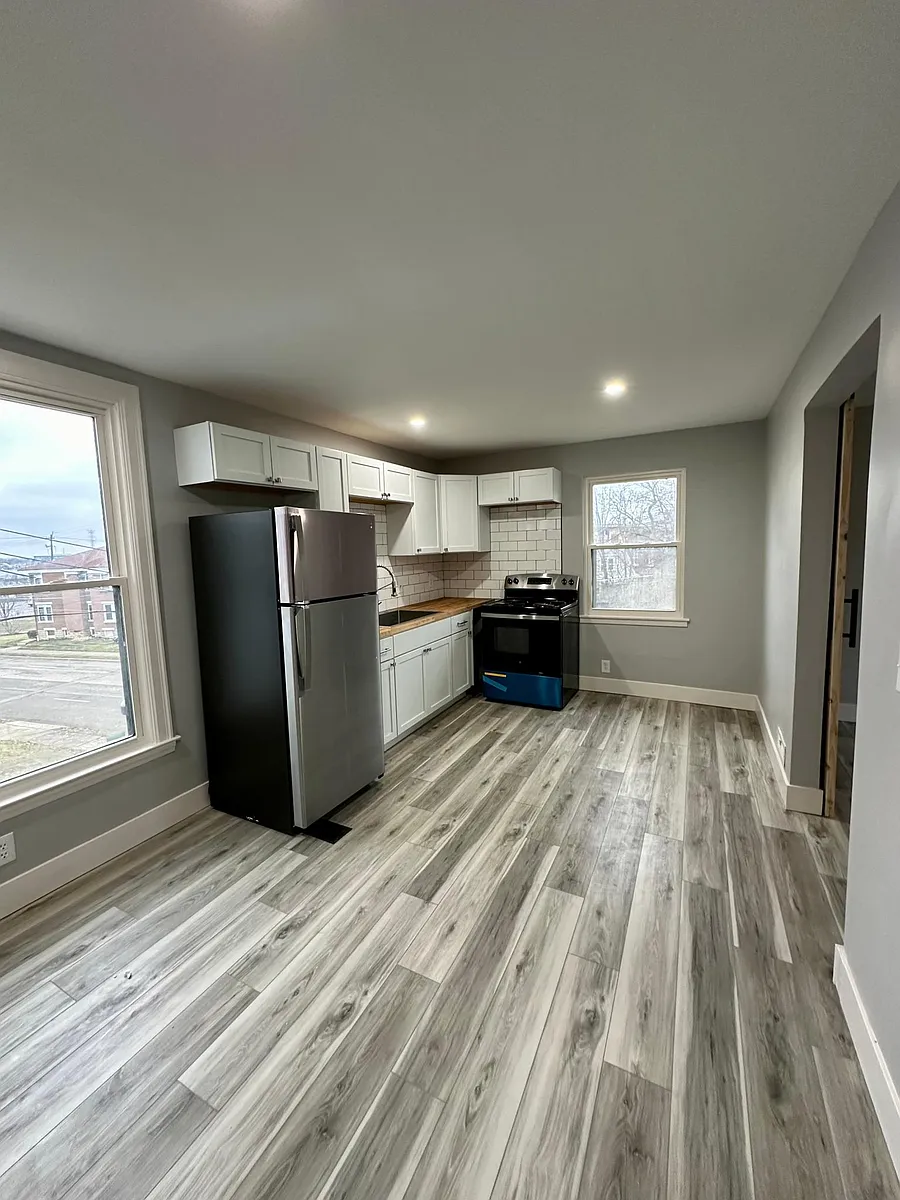 Building Photo - 4519 Ashland Ave #2
