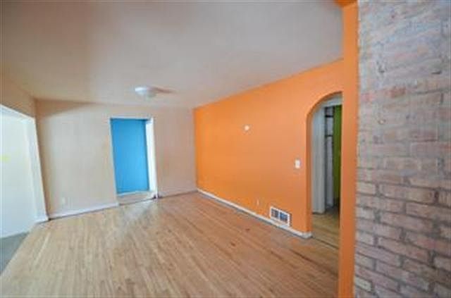 2nd image of 3906 Hanover St