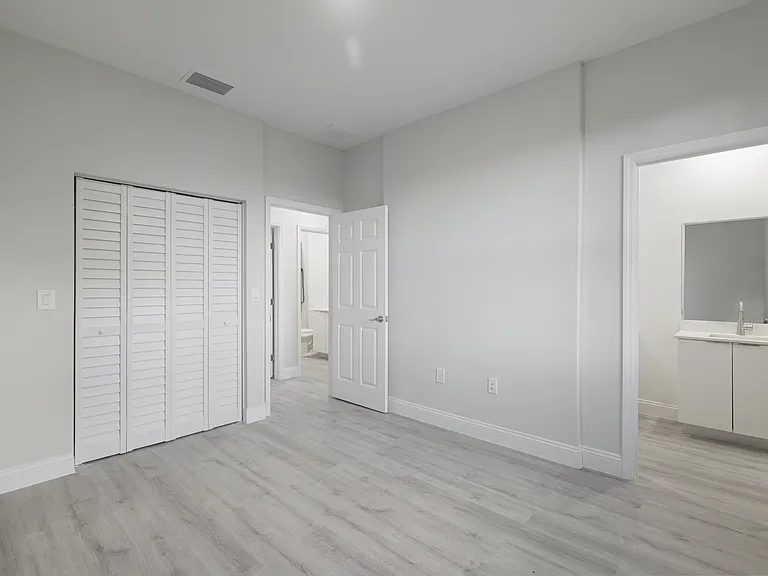 757 Joponica Ave S — Photo 10