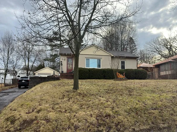 22 Grove St, Scottsville, NY 14546