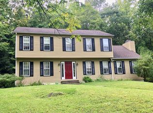 65 Galway Ct, Lenox, MA 01240