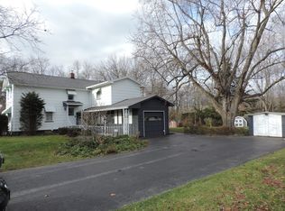 132 Mill Rd, Rochester, NY 14626