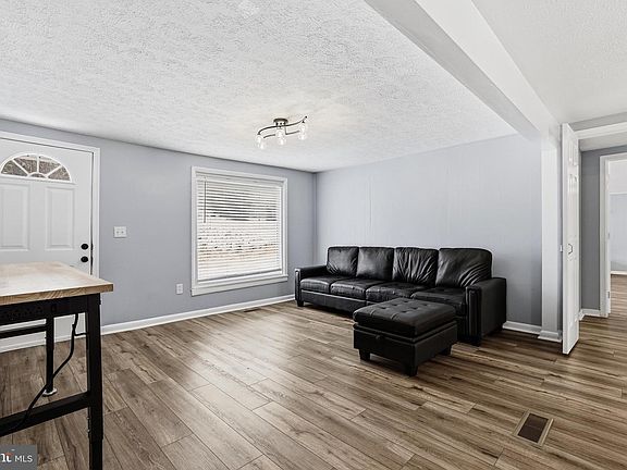 3rd image of 5002 E Point Rd