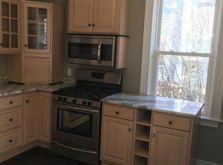 106 Arnold Ave #1, Providence, RI 02905