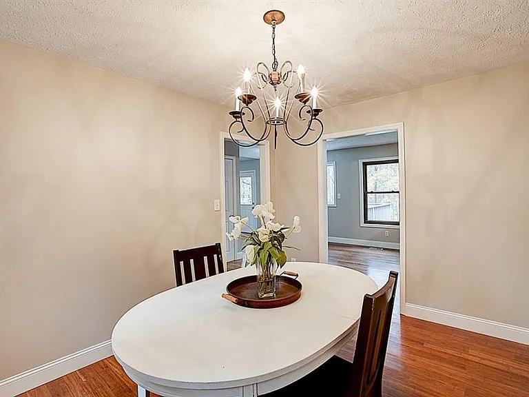 168 Lake Forest Dr — Photo 10