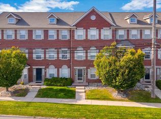 10830 Pardee Rd, Taylor, MI 48180