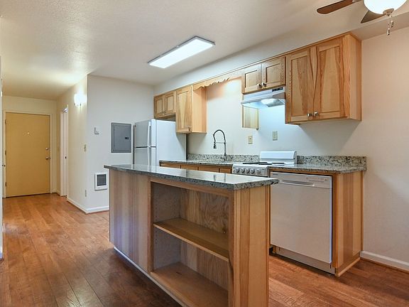 3rd image of 625-649 E 16th Ave #16