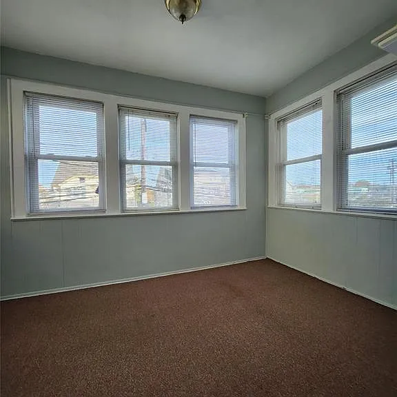 17 Tilrose Ave — Photo 12