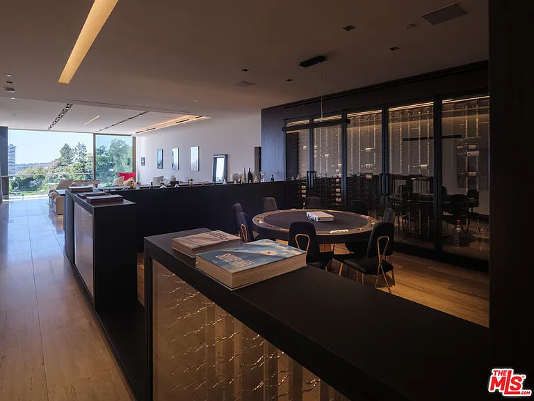 1305 Collingwood Pl — Photo 32