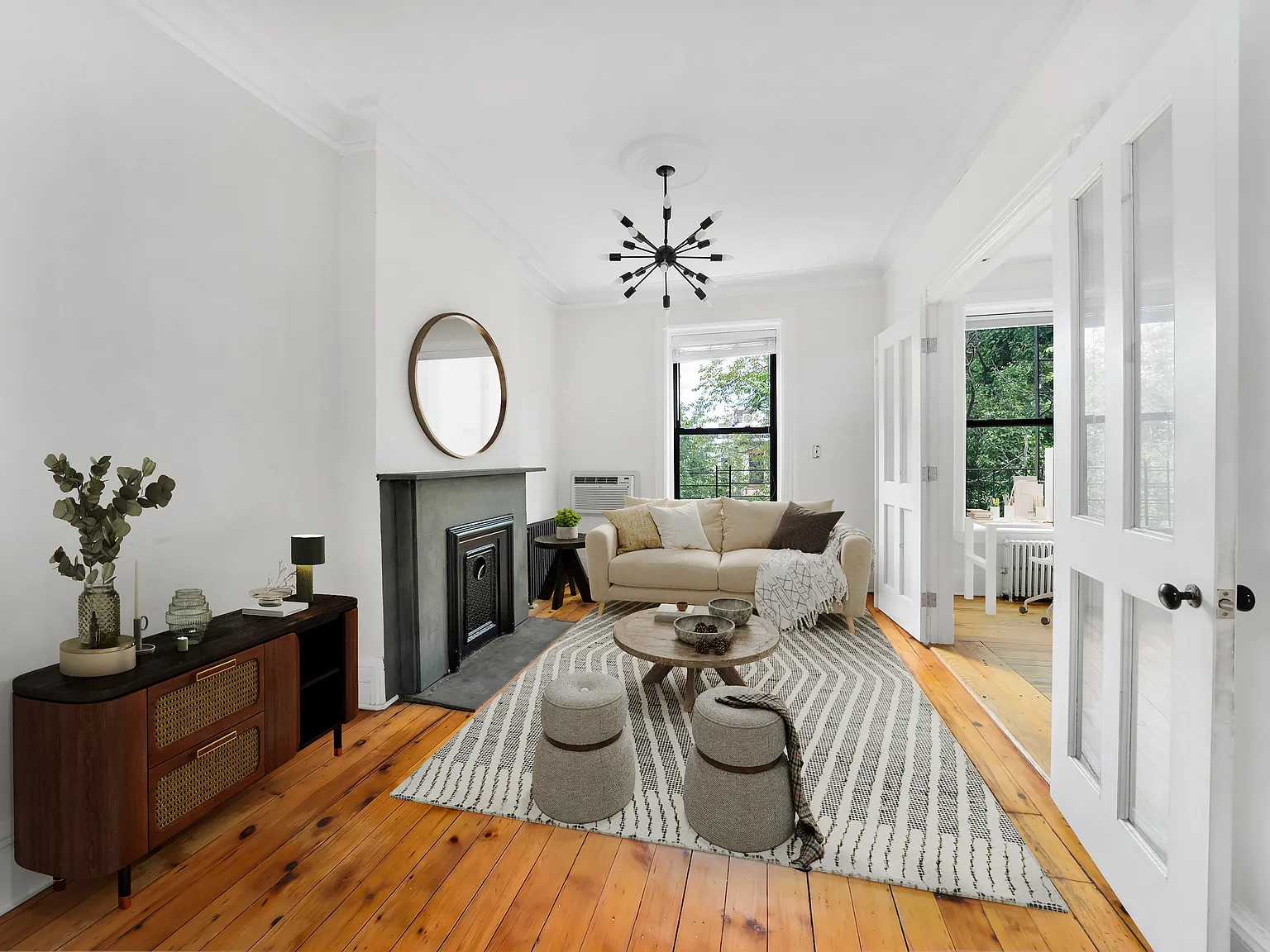 521 11th Street — Photo 1
