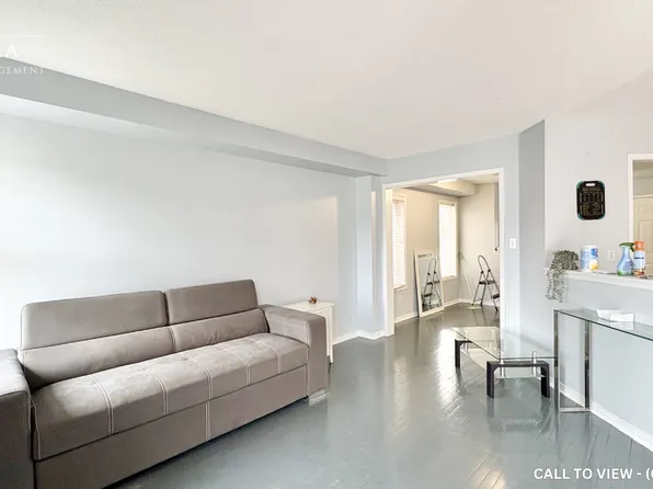 256 Willowbrook Dr, Whitby, ON L1R 2Z1