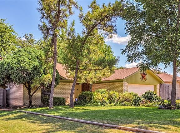 2nd image of 6917 Alexandria Ct