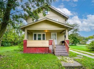734 Kipling St, Akron, OH 44306