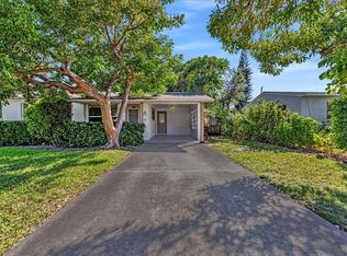 226 SE 2nd Ave, Boynton Beach, FL 33435
