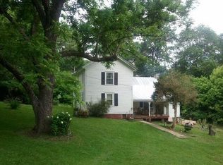 909 Greenway Rd, Glade Hill, VA 24092