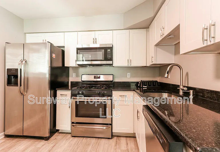 1091 Tristam Cir — Photo 5