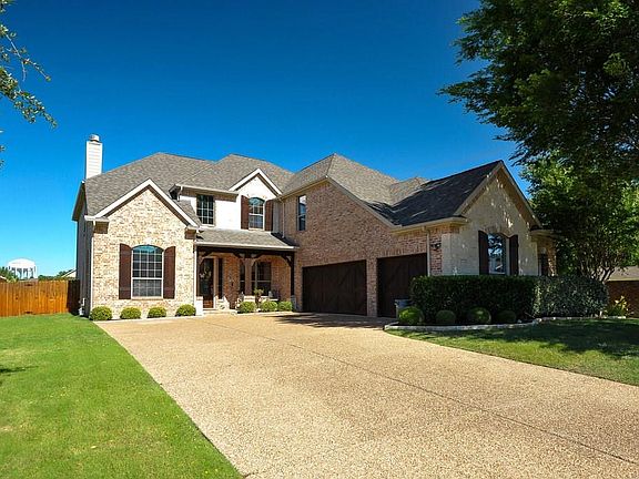 2nd image of 2119 Alma Dr