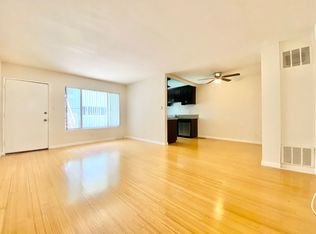 3105 S Durango Ave #17, Los Angeles, CA 90034