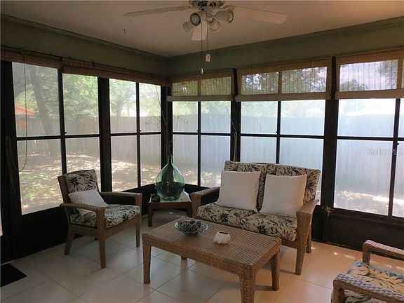 5th image of 5047 Barrington Cir #1001