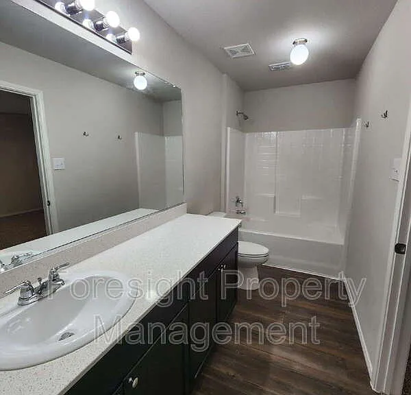 14428 Cloudview Way — Photo 8