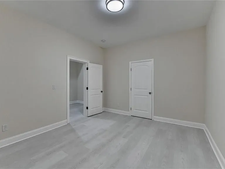 2230 Manor Creek Ct — Photo 40