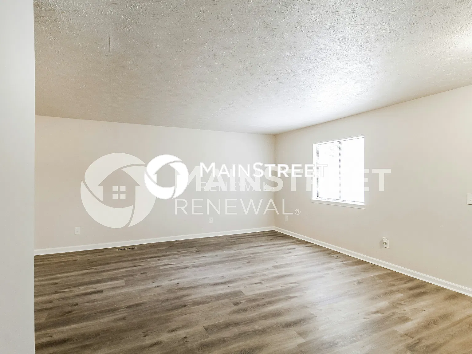6112 Christi Dr — Photo 3