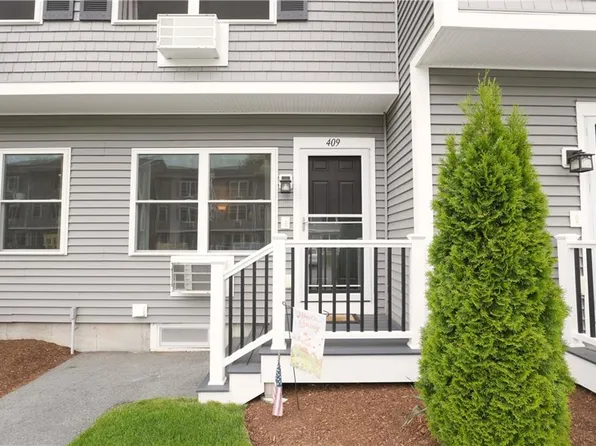 200 Post Rd APT 409, Warwick, RI 02888