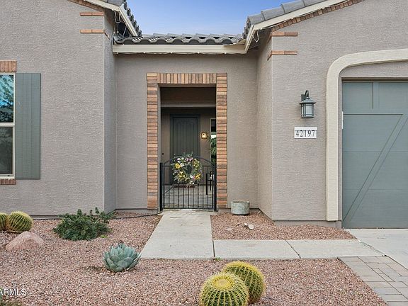 5th image of 42197 W ROSEWOOD Lane